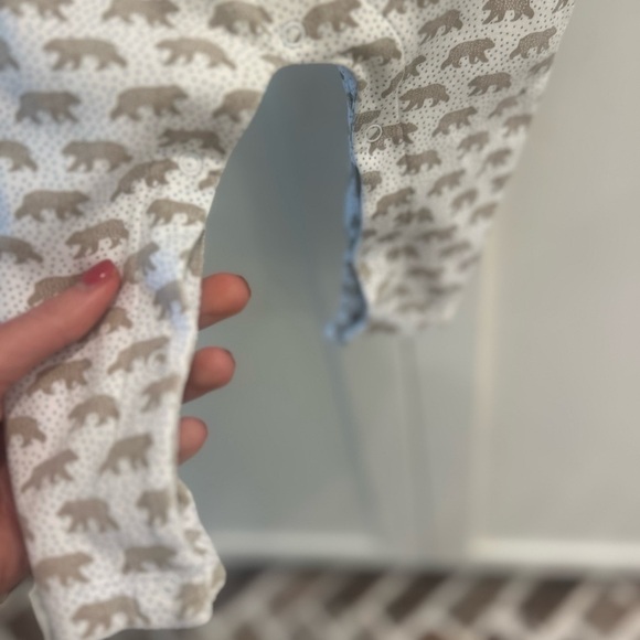 Lila and Hayes Adorable Bear Print Kids One Piece! 9-12 month Pima cotton! - Picture 4 of 5